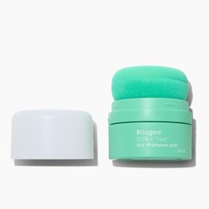 Briogeo Green Style + Treat Dry Shampoo Puff
